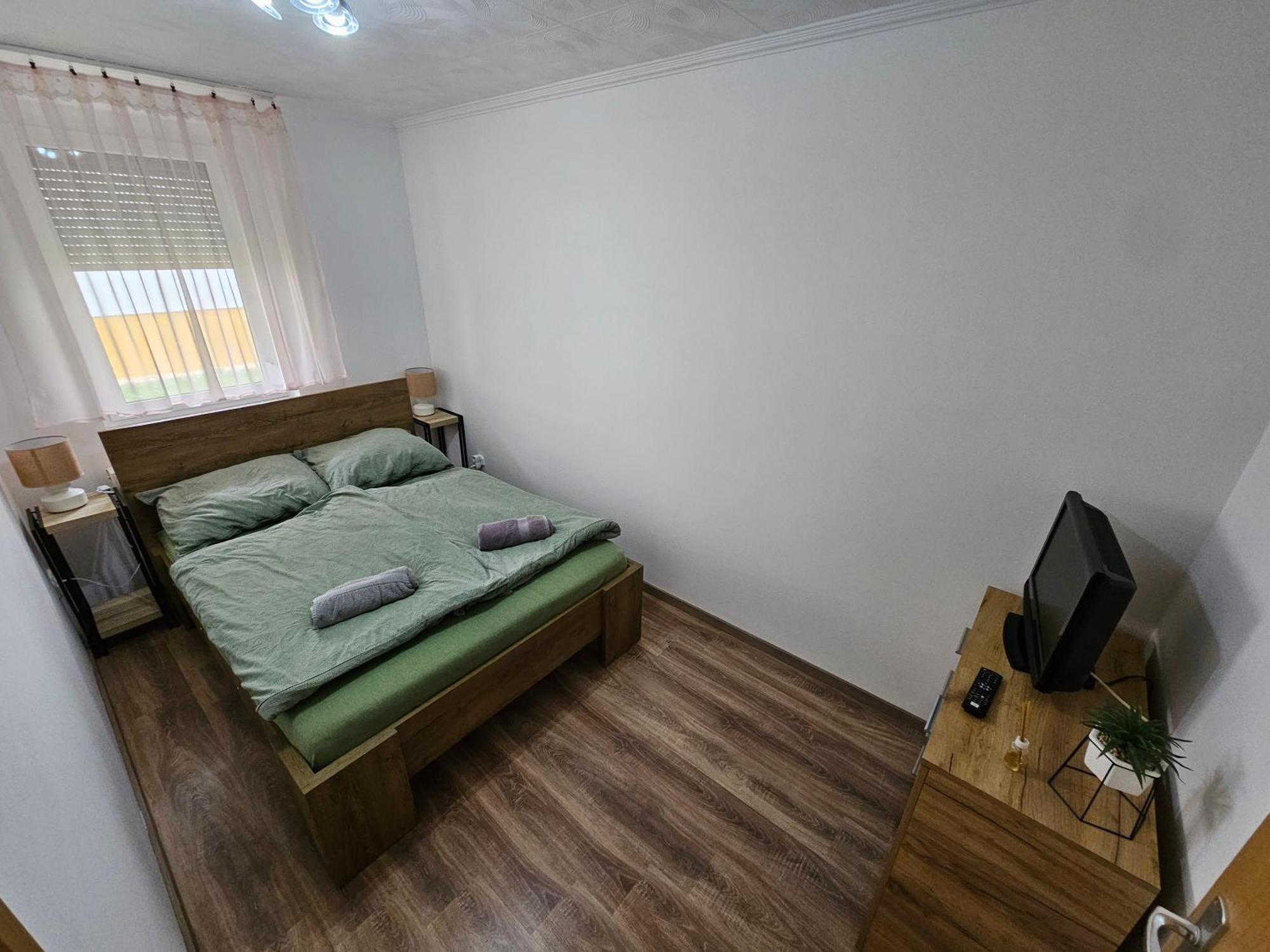 Fischer Apartman 2 Hajduszoboszlo Exterior foto