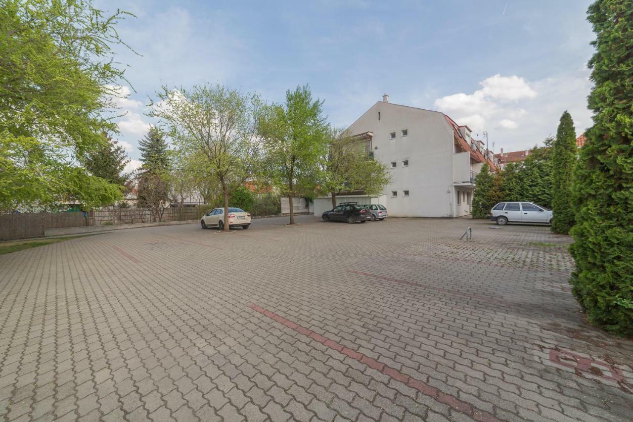 Fischer Apartman 2 Hajduszoboszlo Exterior foto